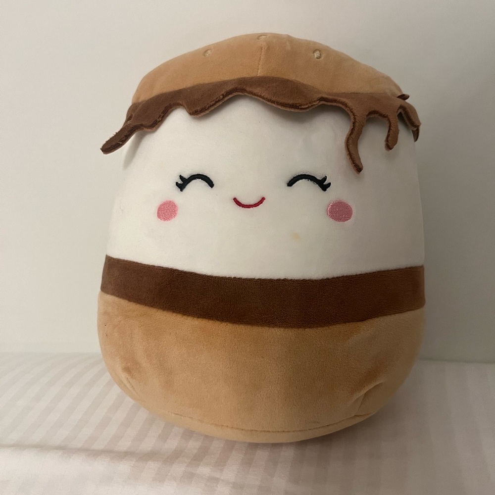 marshmallows squishmallow